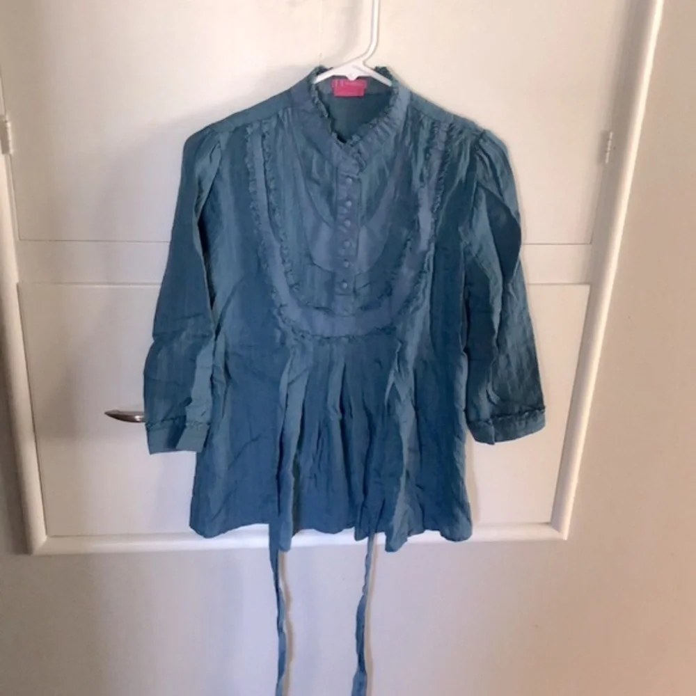 2/$25! ⭐️ BCBGirls‎ buttoned dress/tunic top